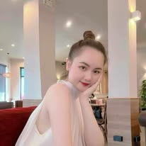 Anh Gai Quyen Ru Xu Hướng Thời Trang Hè Không Thể Bỏ Qua