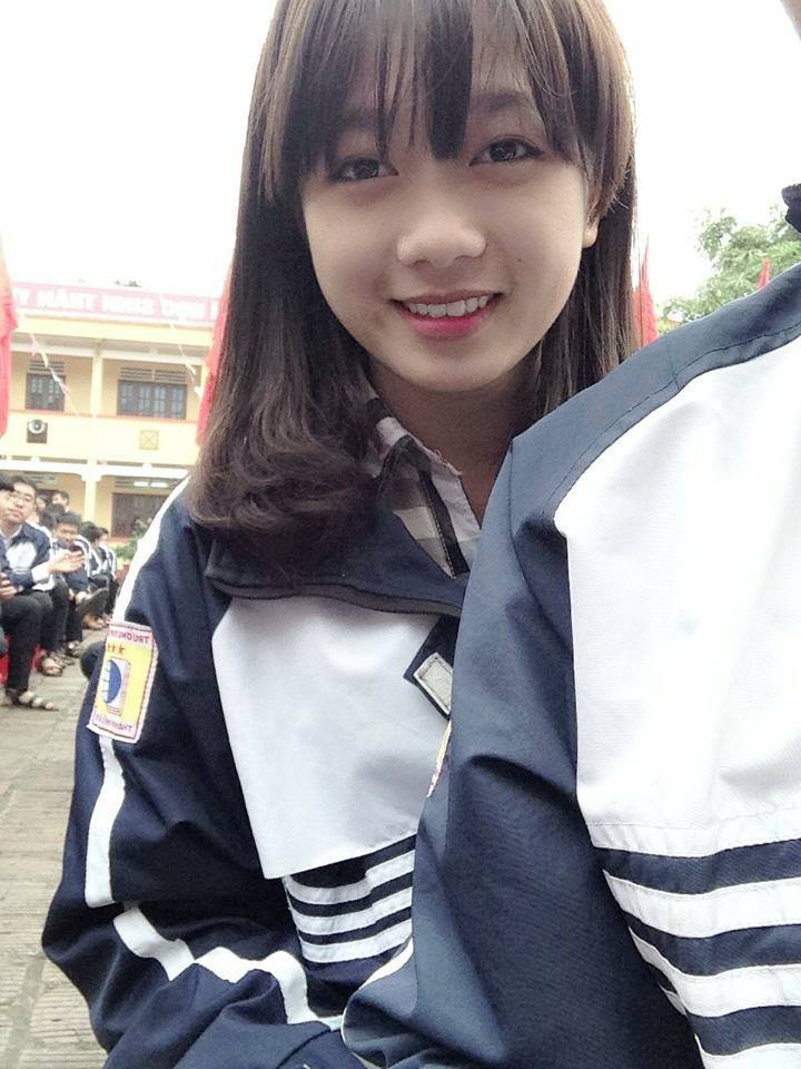 Anh Gai Nguc To Vẻ Đẹp Tự Nhiên Và Phong Cách Quyến Rũ Trên Bãi Biển Mùa Hè